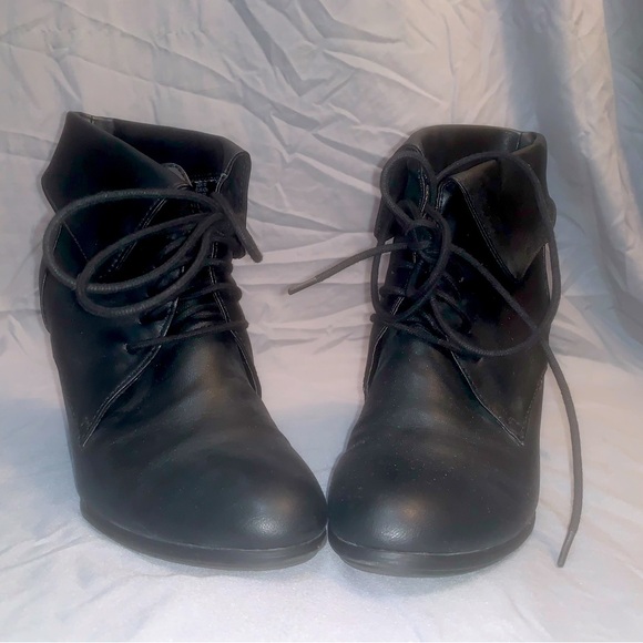 lace up booties with 4” heel W10 Fiona ‘Tenley’ - Picture 1 of 6